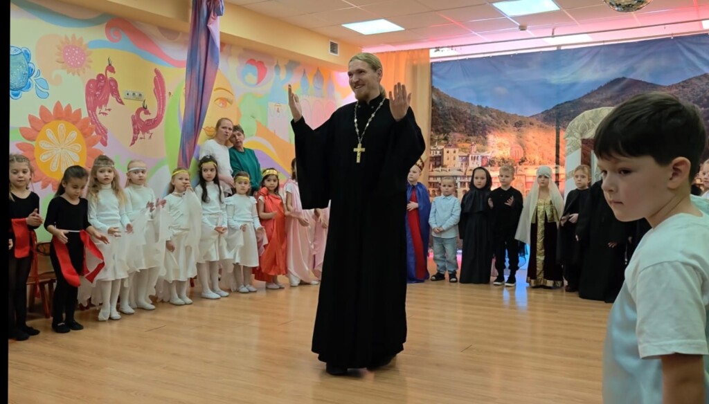 e30b296d-a694-4aec-bc70-d6994ee12983